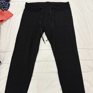 Travis Mathew black knit pants